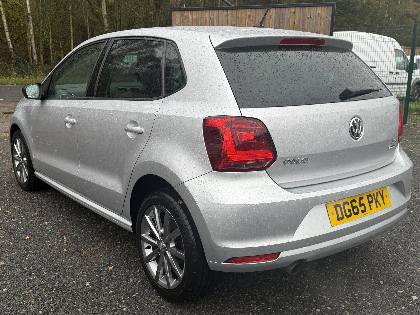 Volkswagen Polo 1.2 TSI BlueMotion Tech SE Design Hatchback 5dr Petrol DSG Euro 6 (s/s) (90 ps)