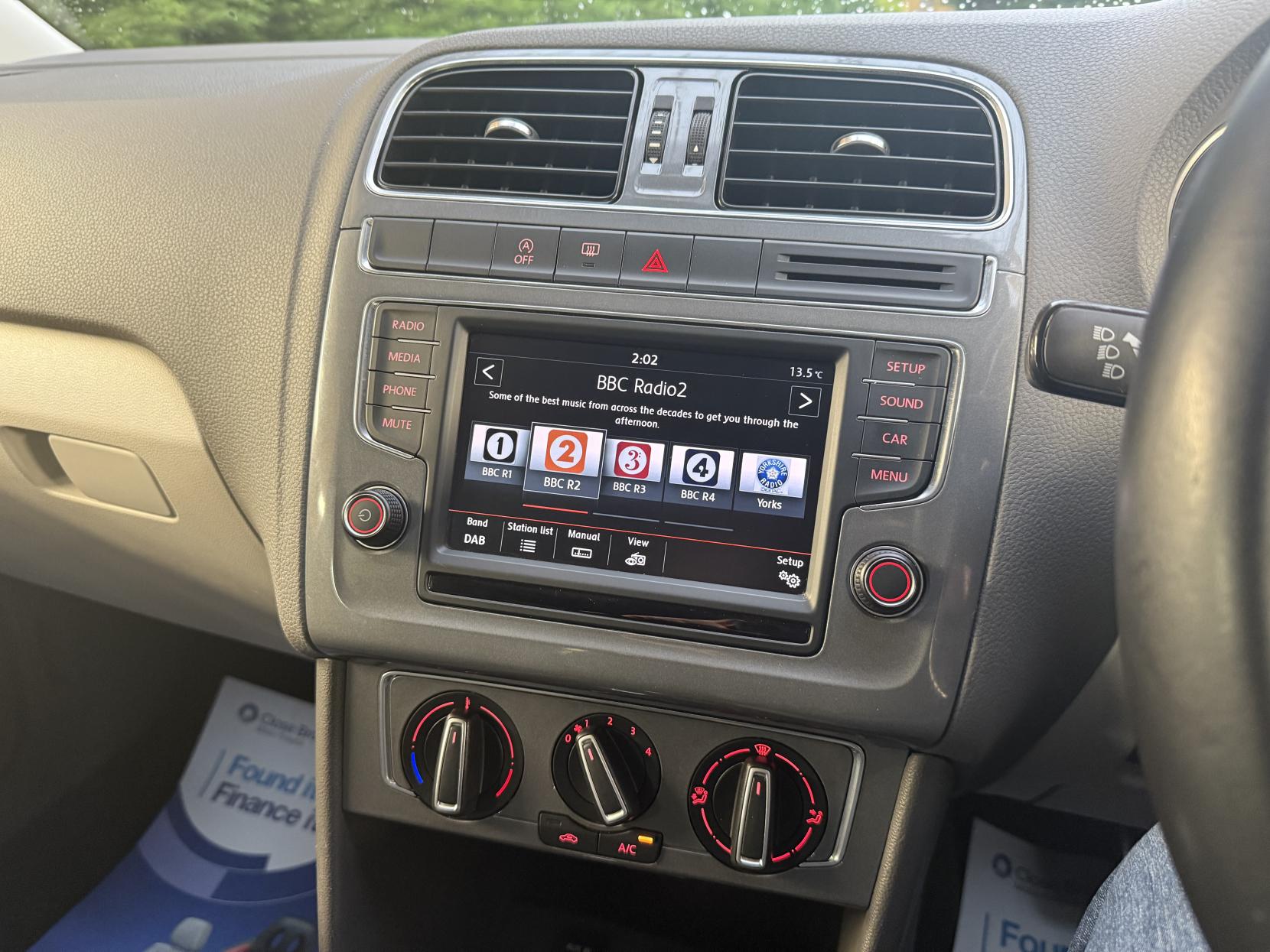 Volkswagen Polo 1.2 TSI BlueMotion Tech SE Design Hatchback 5dr Petrol DSG Euro 6 (s/s) (90 ps)