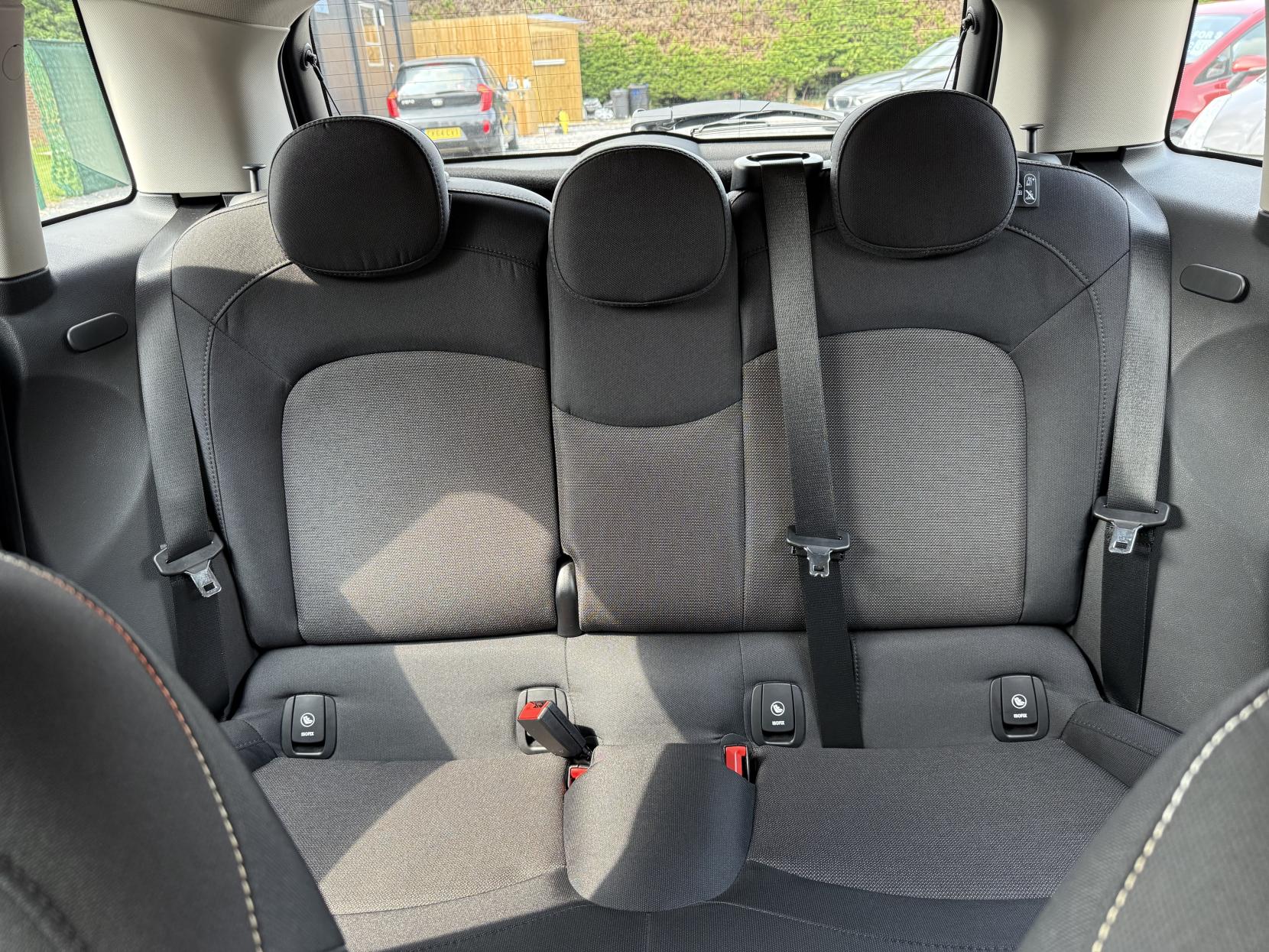 MINI Hatch 1.5 Cooper Hatchback 5dr Petrol Manual Euro 6 (s/s) (136 ps)
