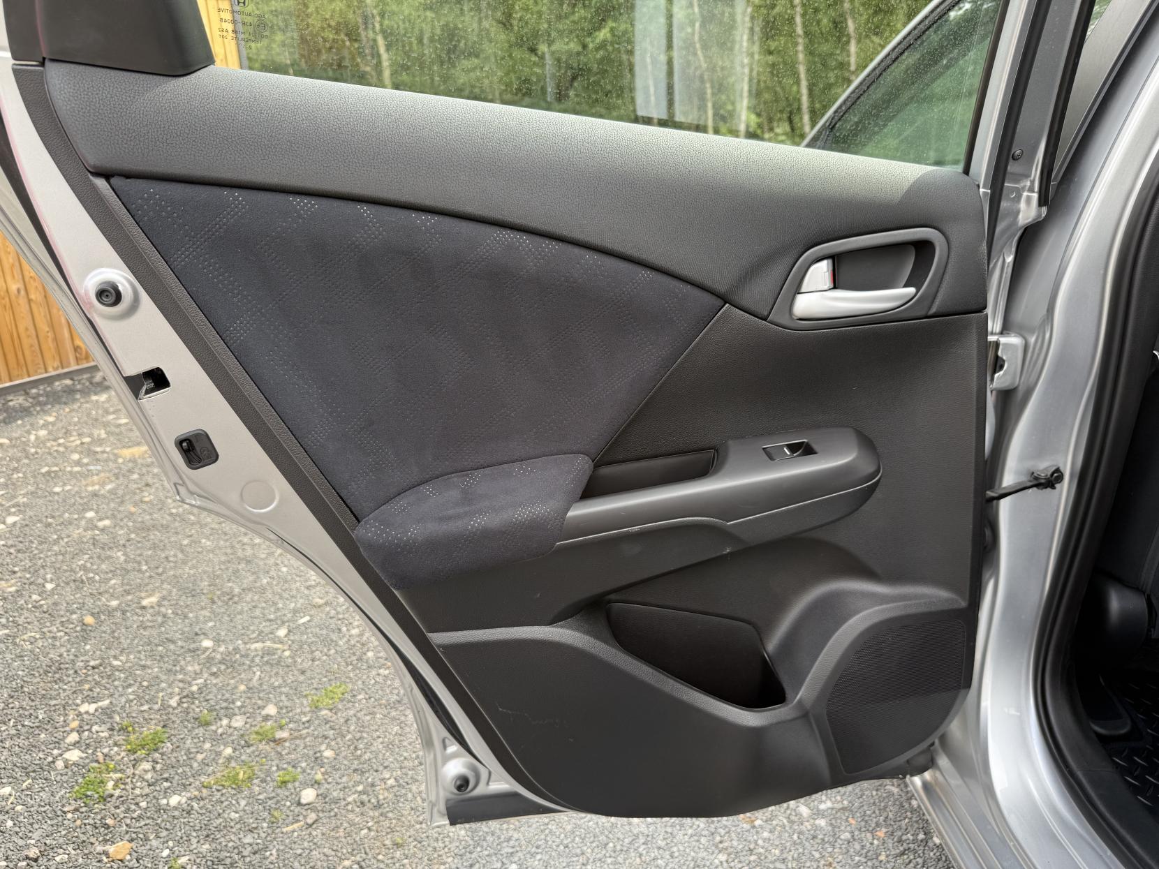 Honda Civic 1.4 i-VTEC SE Hatchback 5dr Petrol Manual Euro 5 (s/s) (100 ps)