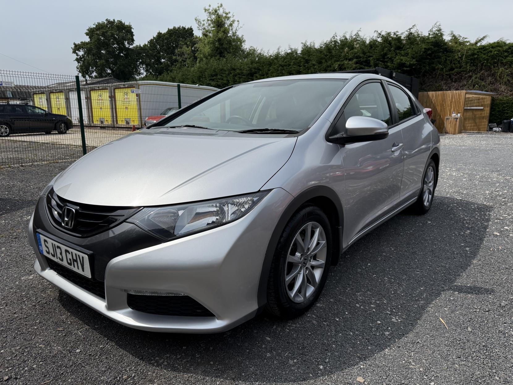 Honda Civic 1.4 i-VTEC SE Hatchback 5dr Petrol Manual Euro 5 (s/s) (100 ps)