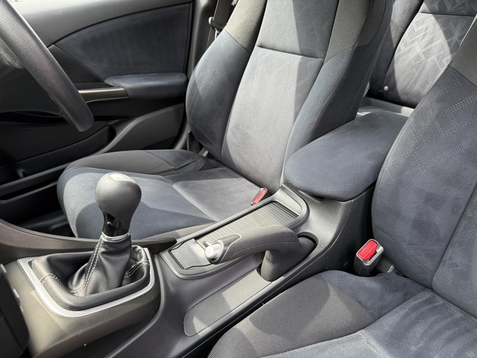 Honda Civic 1.4 i-VTEC SE Hatchback 5dr Petrol Manual Euro 5 (s/s) (100 ps)