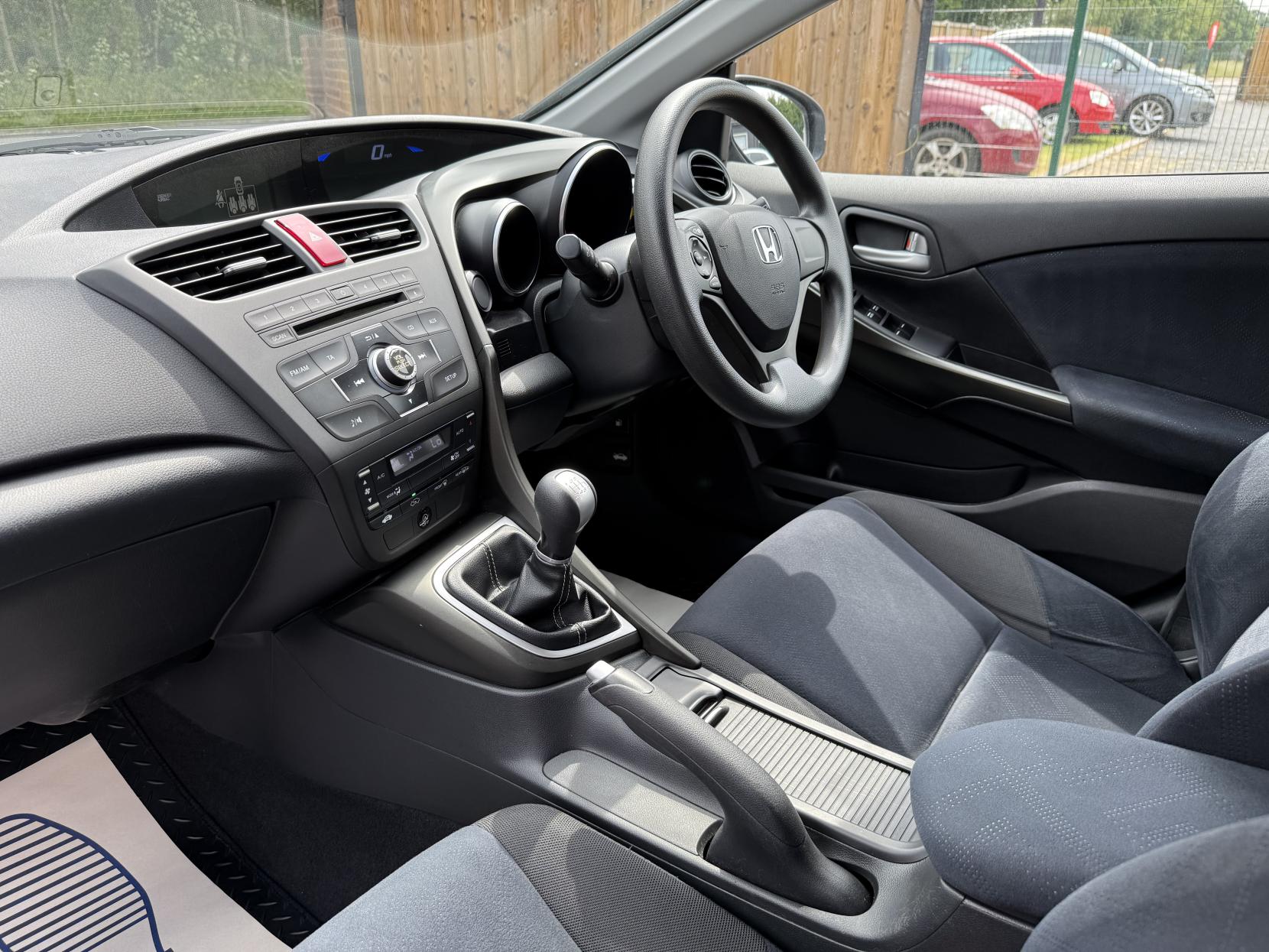Honda Civic 1.4 i-VTEC SE Hatchback 5dr Petrol Manual Euro 5 (s/s) (100 ps)