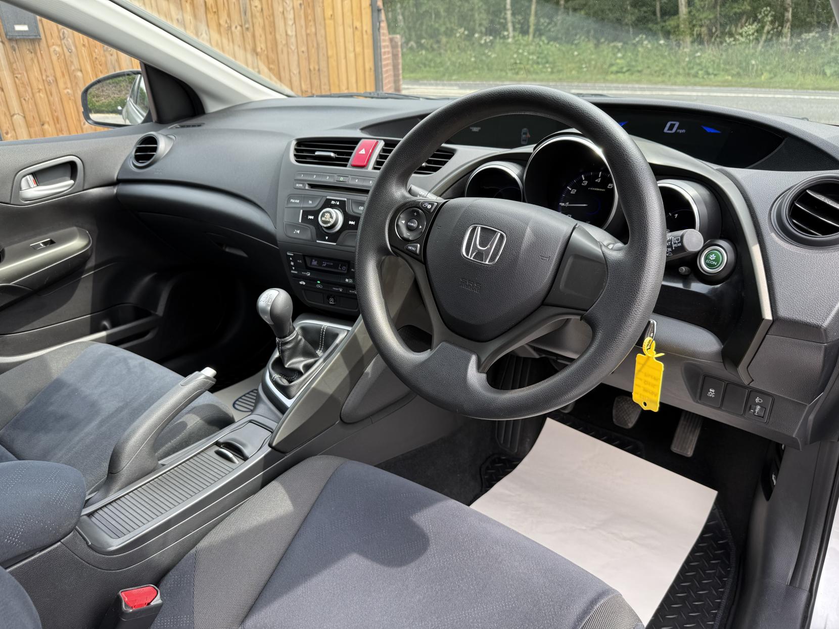 Honda Civic 1.4 i-VTEC SE Hatchback 5dr Petrol Manual Euro 5 (s/s) (100 ps)