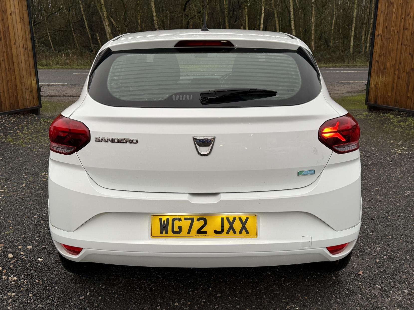 Dacia Sandero 1.0 Essential Hatchback (2022 - )