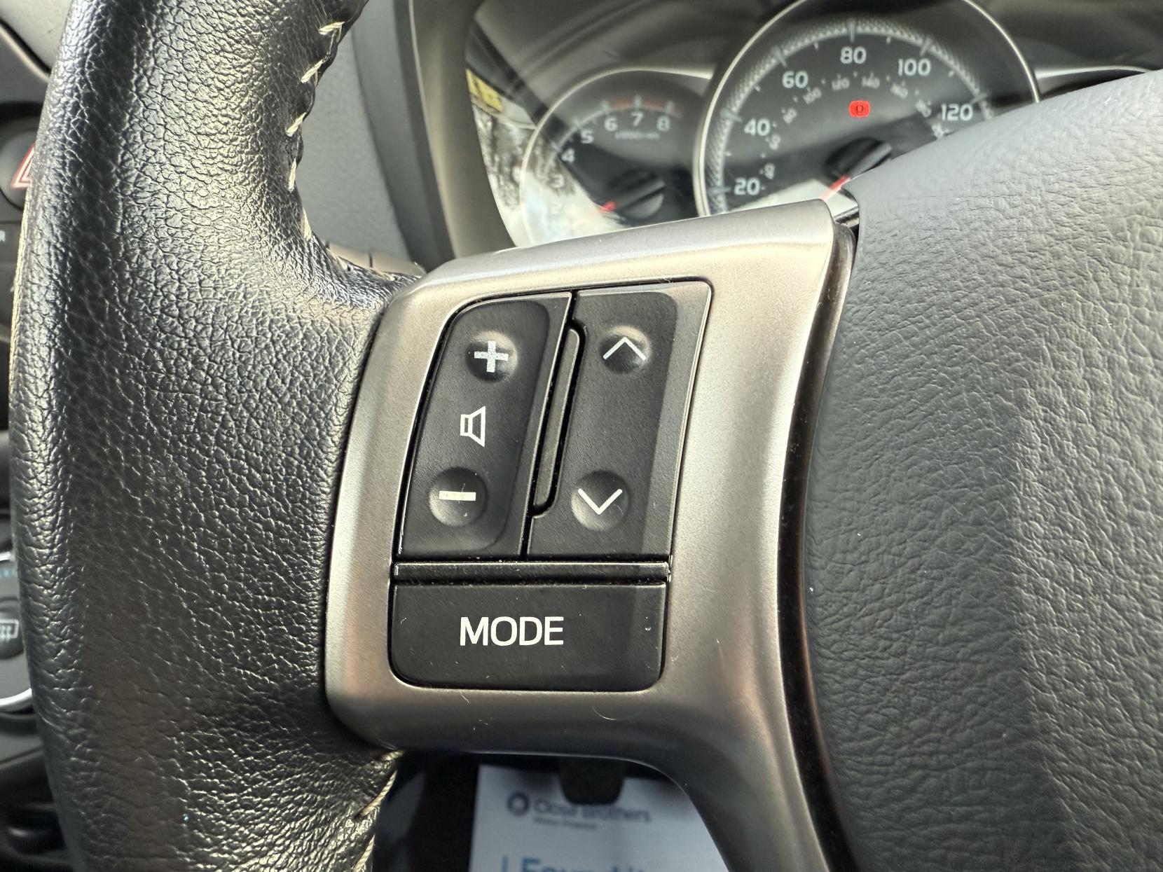 Toyota Yaris 1.0 VVT-i Icon Hatchback 3dr Petrol Manual Euro 6 (69 ps)