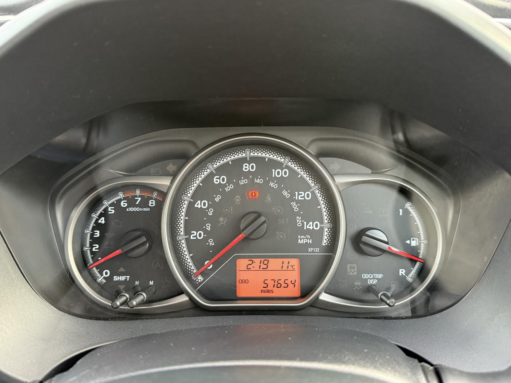 Toyota Yaris 1.0 VVT-i Icon Hatchback 3dr Petrol Manual Euro 6 (69 ps)