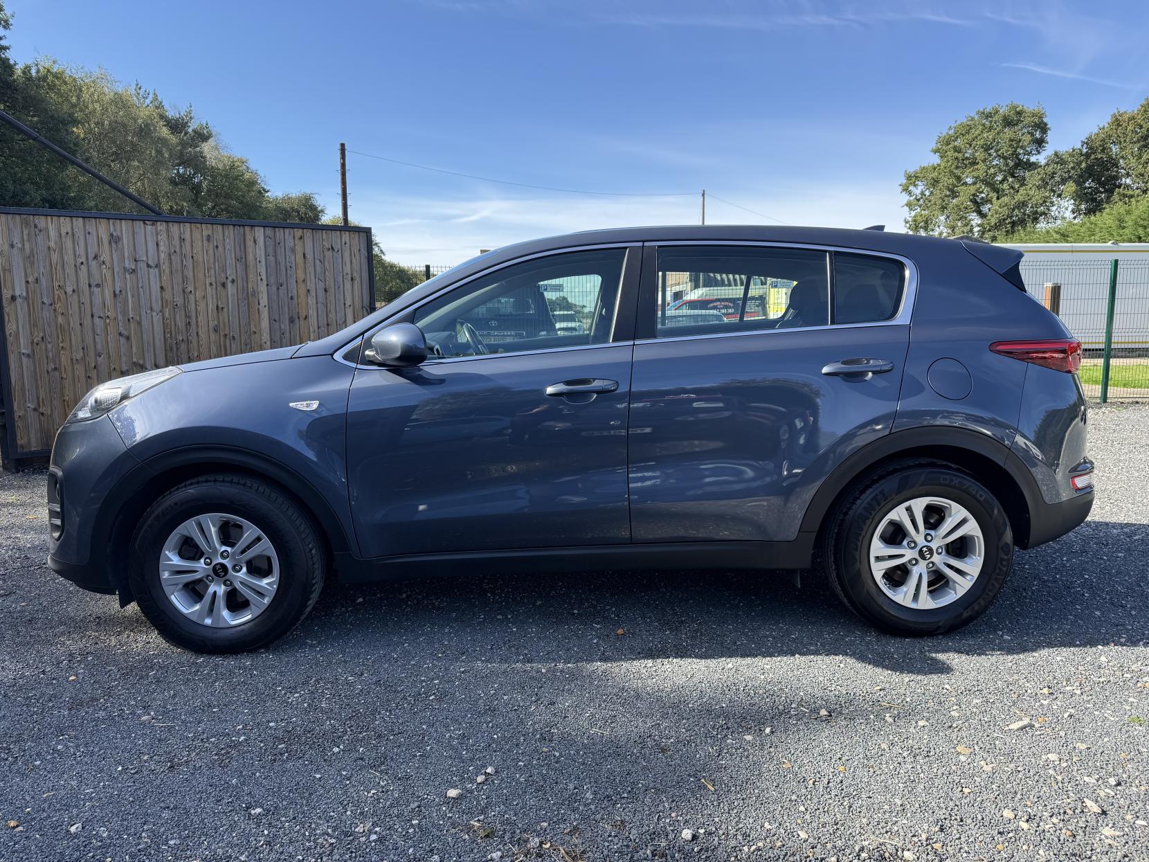 Kia Sportage 1.7 CRDi 1 SUV 5dr Diesel Manual Euro 6 (s/s) (114 bhp)