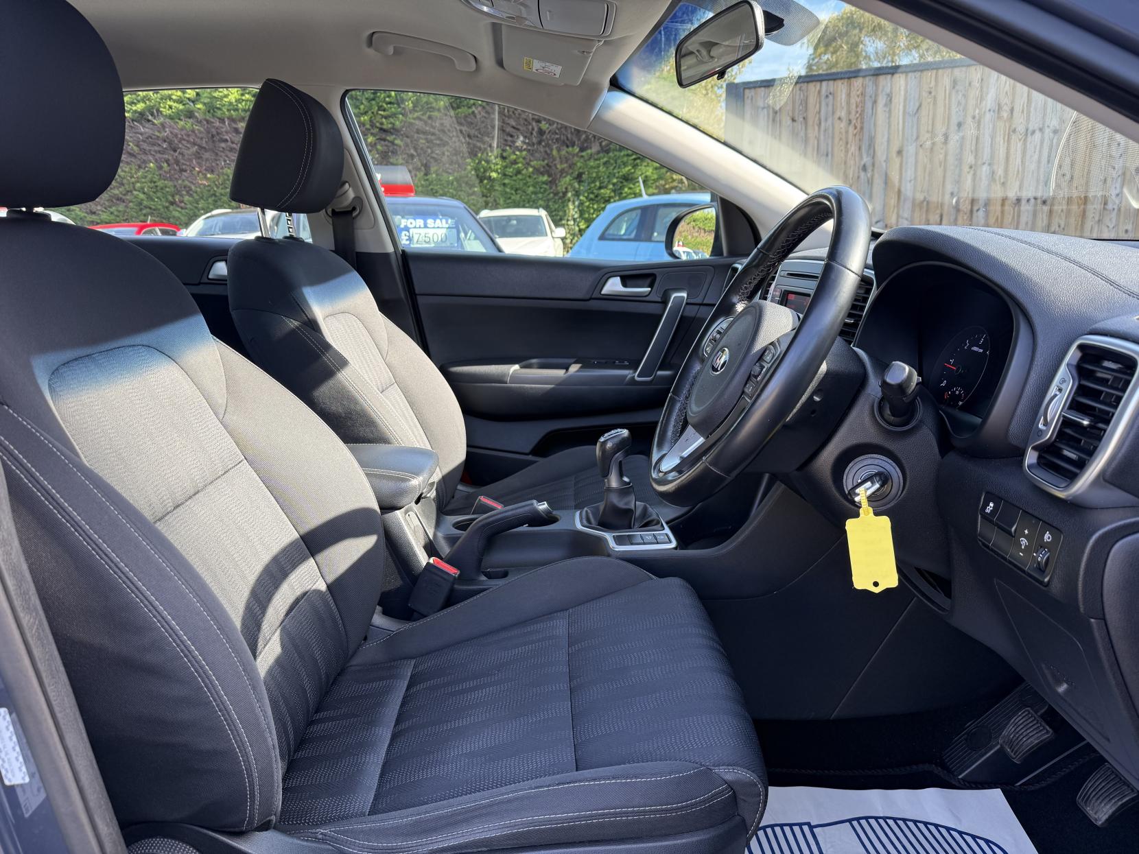 Kia Sportage 1.7 CRDi 1 SUV 5dr Diesel Manual Euro 6 (s/s) (114 bhp)