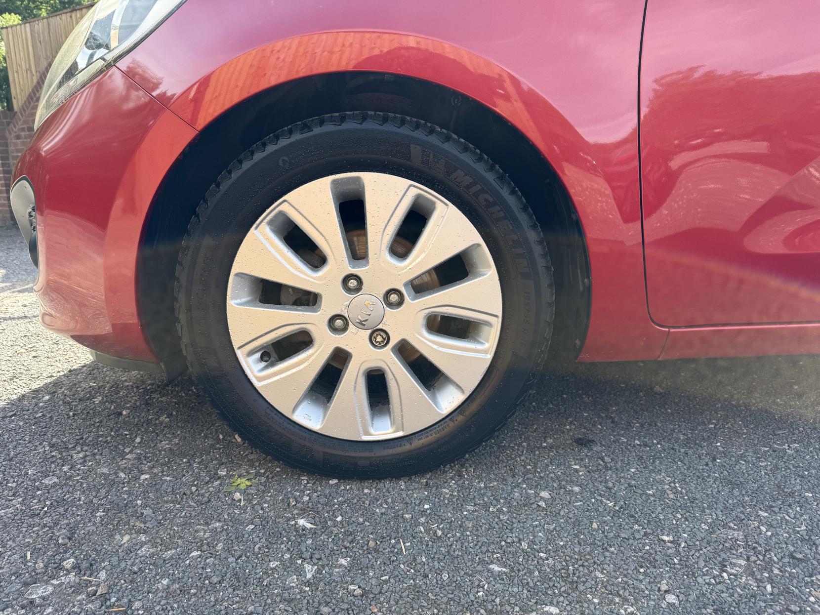 Kia Rio 1.25 2 Hatchback 5dr Petrol Manual Euro 5 (84 bhp)