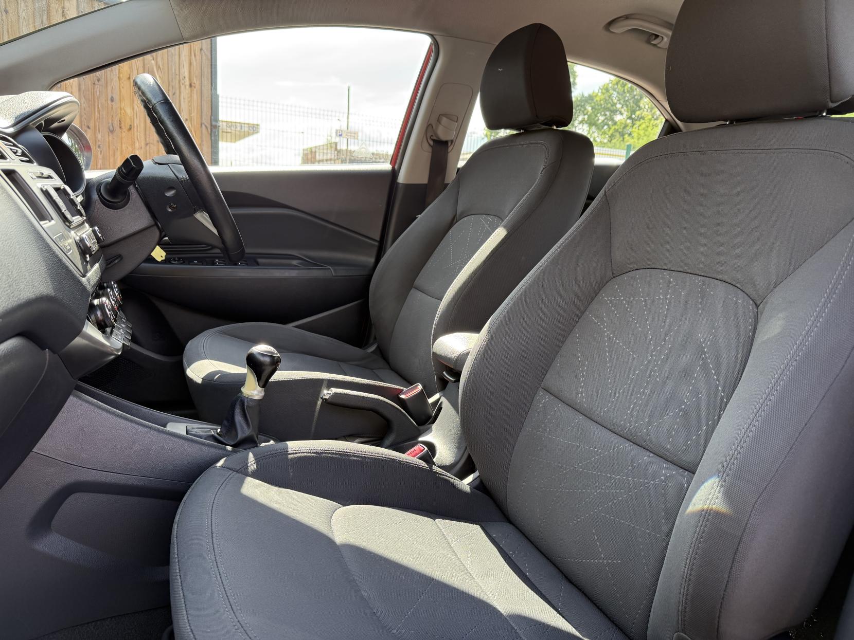 Kia Rio 1.25 2 Hatchback 5dr Petrol Manual Euro 5 (84 bhp)