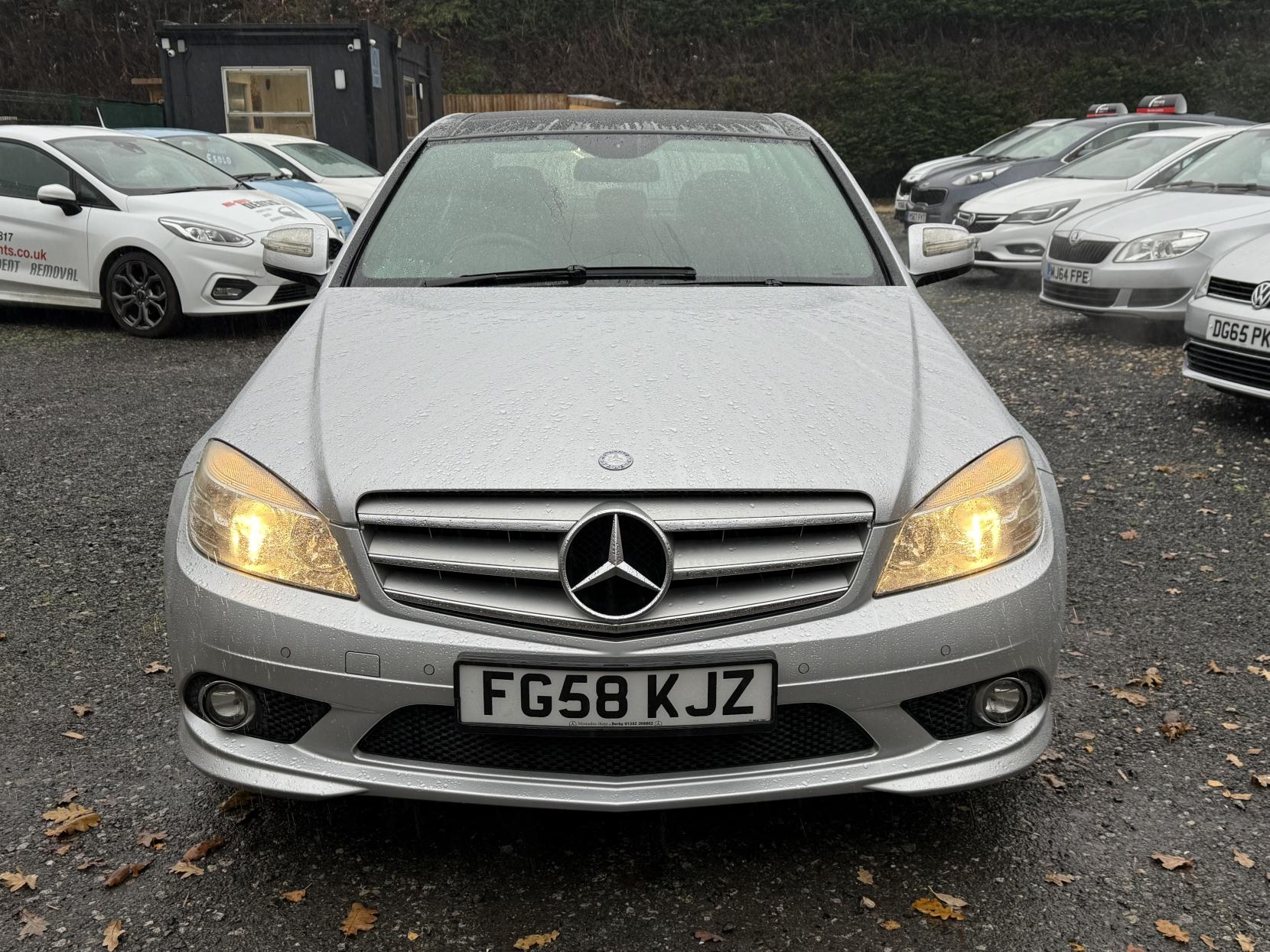 Mercedes-Benz C Class 1.8 C180K Sport Saloon 4dr Petrol Auto Euro 4 (156 ps)