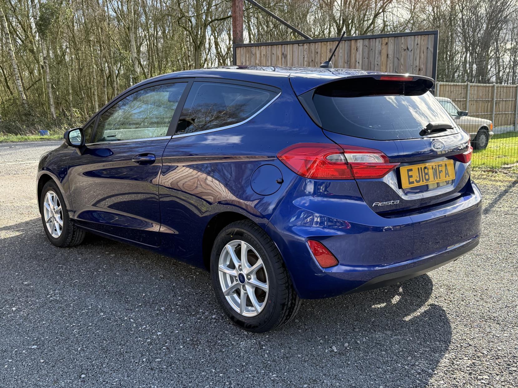 Ford Fiesta 1.1 Ti-VCT Zetec Hatchback 3dr Petrol Manual Euro 6 (s/s) (85 ps)