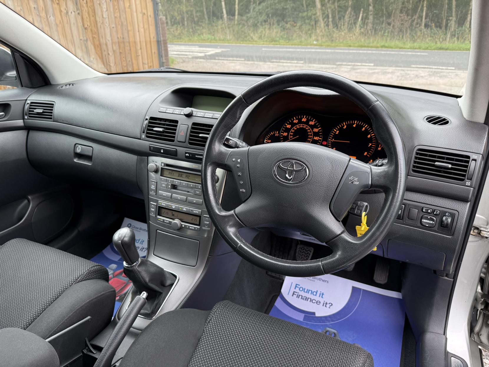 Toyota Avensis 1.8 VVT-i T3-X Hatchback 5dr Petrol Manual (171 g/km, 127 bhp)