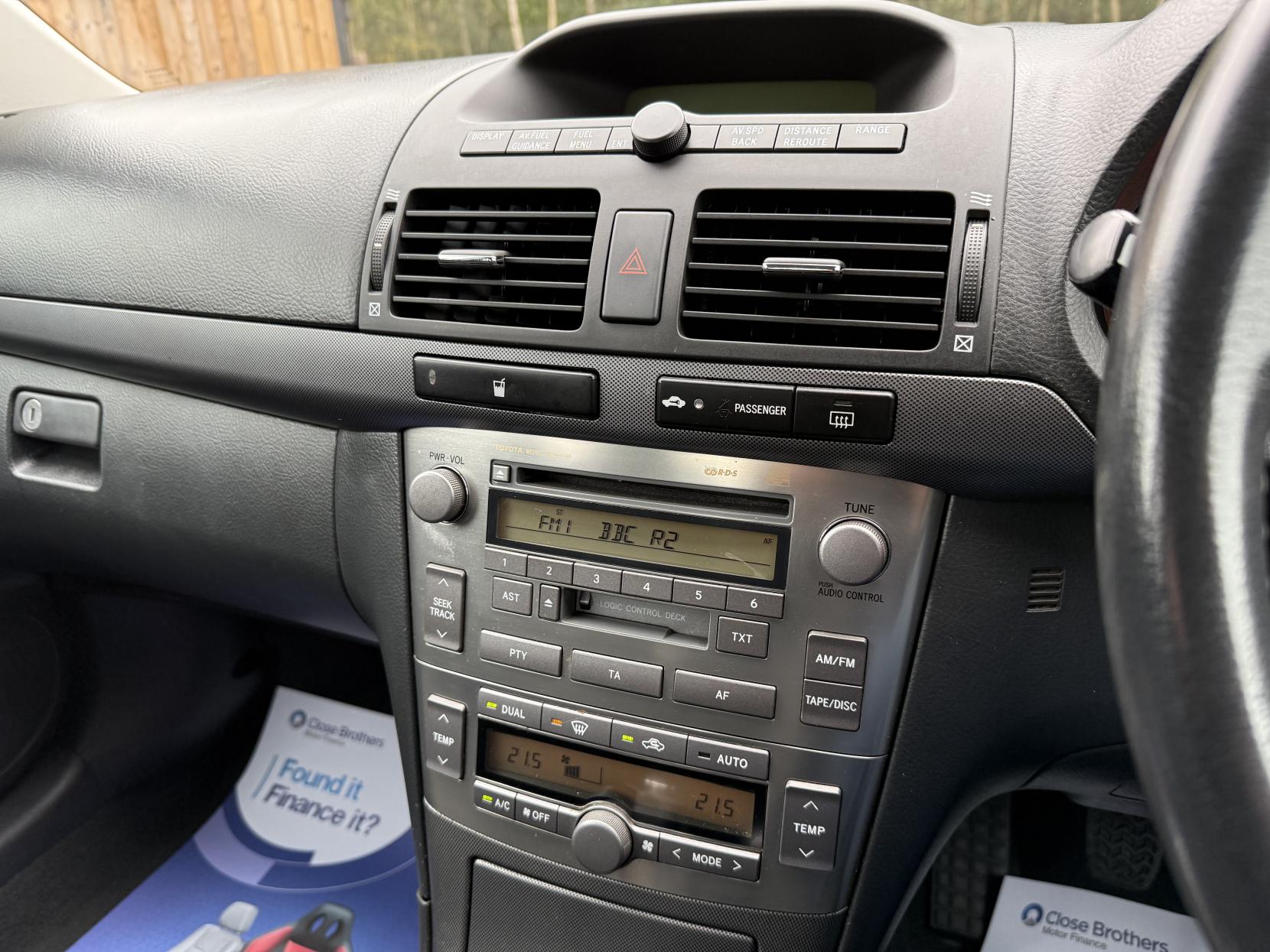 Toyota Avensis 1.8 VVT-i T3-X Hatchback 5dr Petrol Manual (171 g/km, 127 bhp)