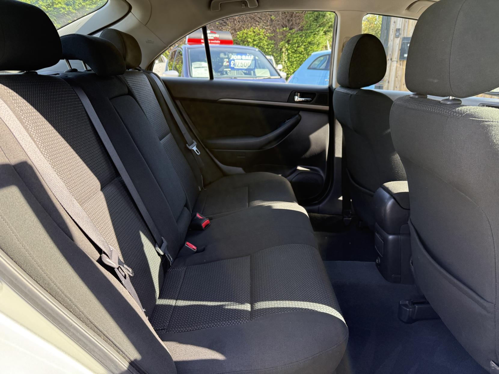Toyota Avensis 1.8 VVT-i T3-X Hatchback 5dr Petrol Manual (171 g/km, 127 bhp)