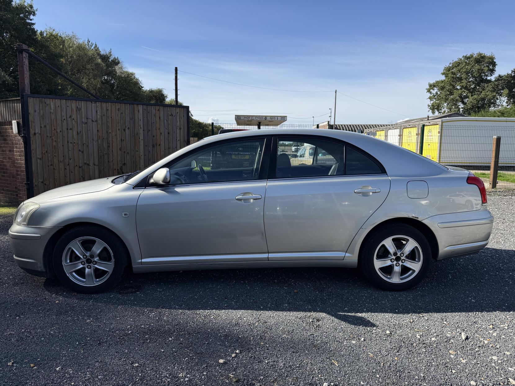 Toyota Avensis 1.8 VVT-i T3-X Hatchback 5dr Petrol Manual (171 g/km, 127 bhp)
