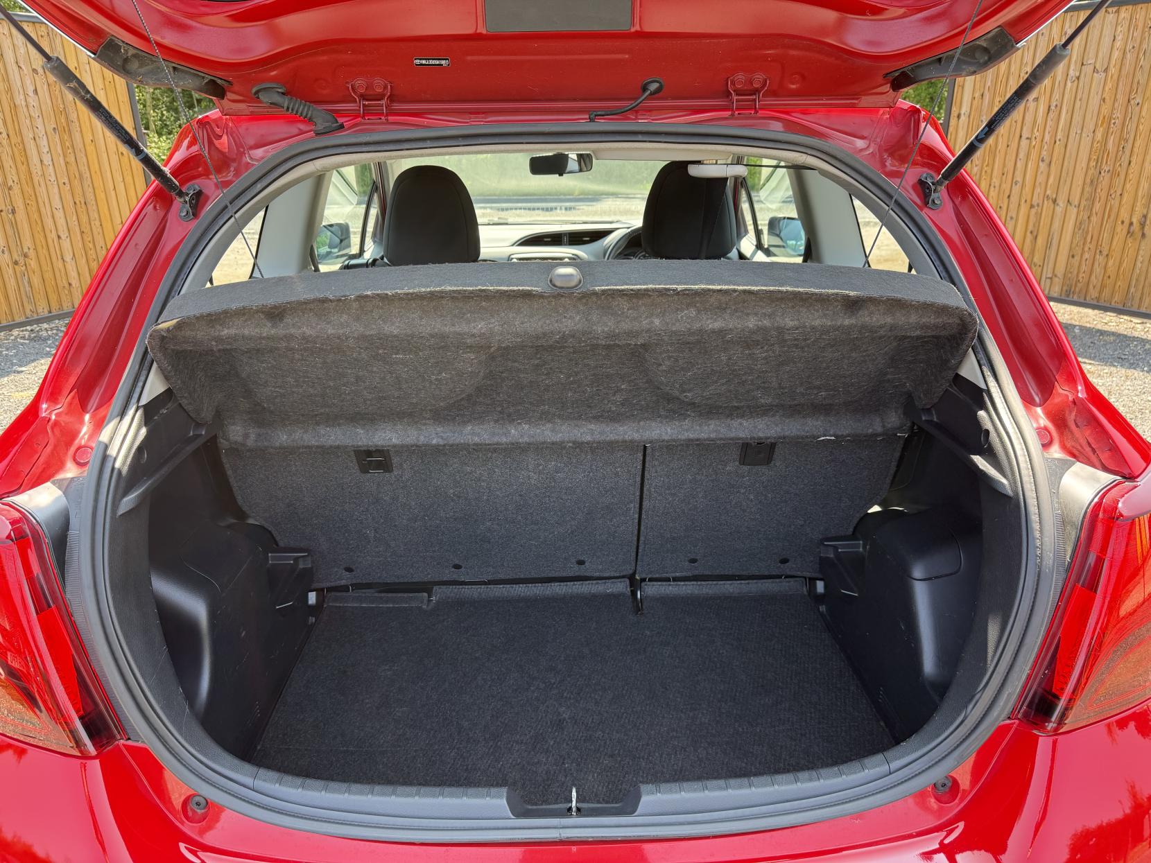 Toyota Yaris 1.0 VVT-i Icon Hatchback 3dr Petrol Manual Euro 6 (69 ps)