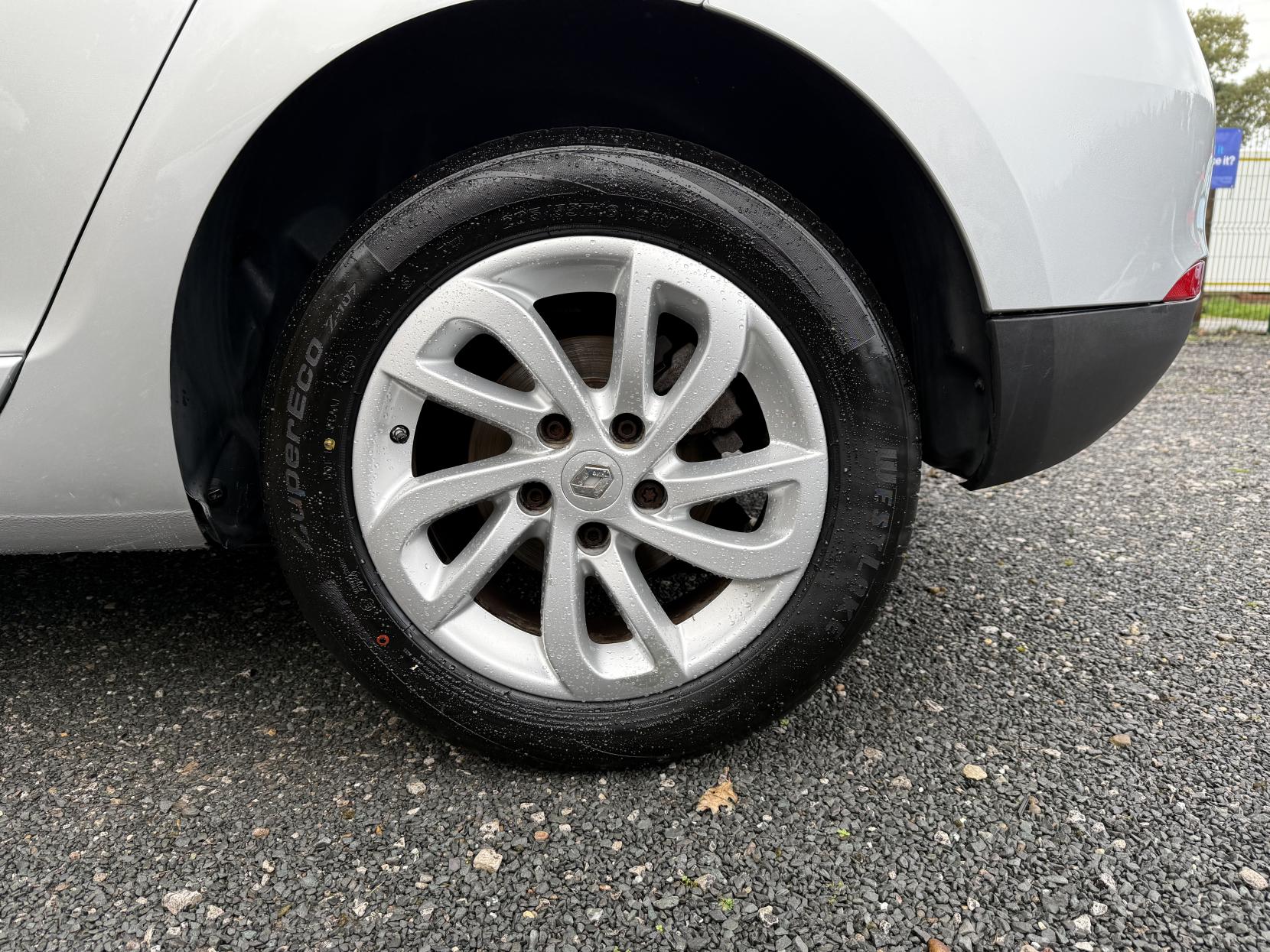 Renault Megane 1.5 dCi Dynamique Nav Hatchback 5dr Diesel Manual Euro 6 (s/s) (110 ps)