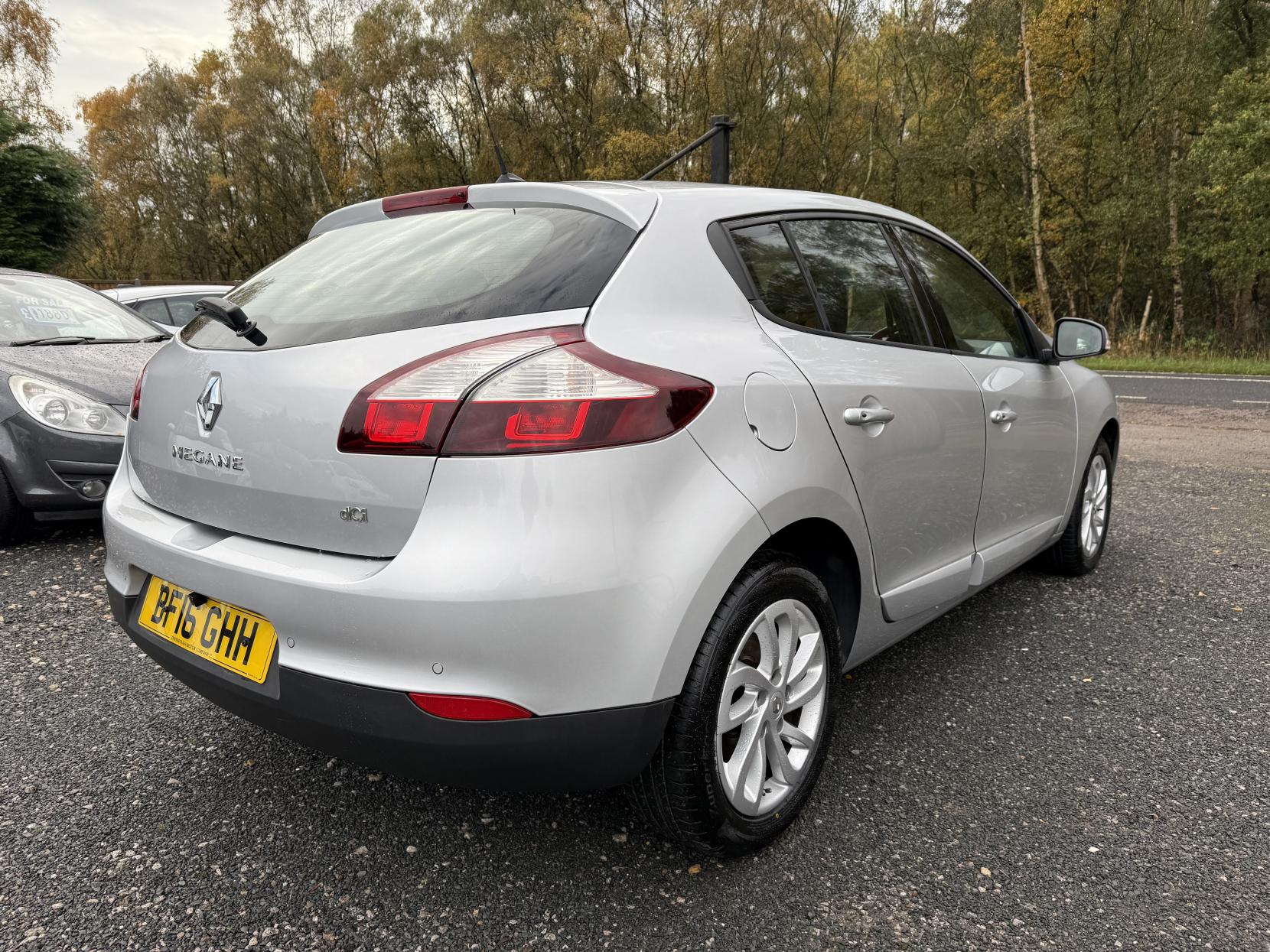 Renault Megane 1.5 dCi Dynamique Nav Hatchback 5dr Diesel Manual Euro 6 (s/s) (110 ps)