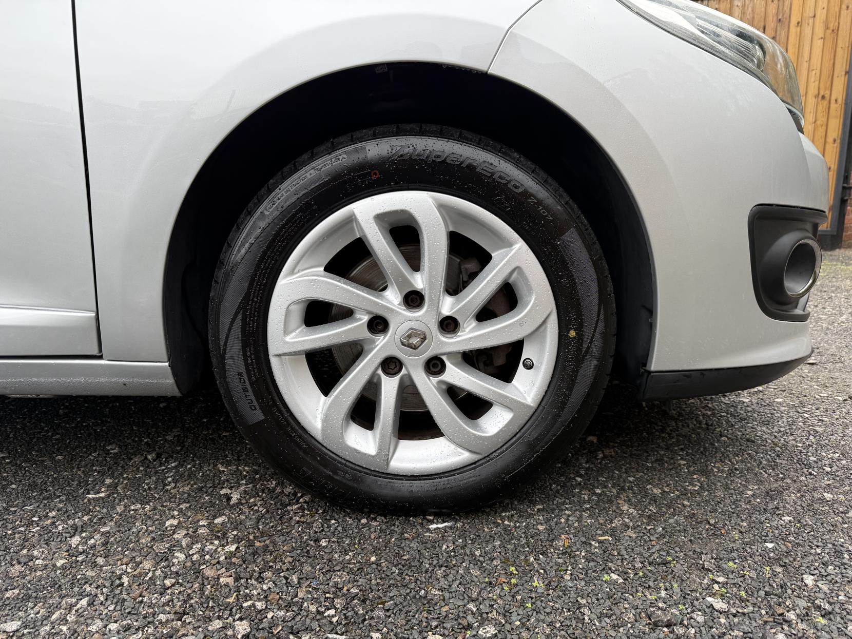 Renault Megane 1.5 dCi Dynamique Nav Hatchback 5dr Diesel Manual Euro 6 (s/s) (110 ps)