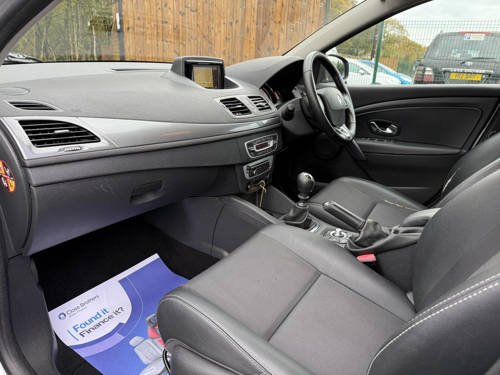 Renault Megane 1.5 dCi Dynamique Nav Hatchback 5dr Diesel Manual Euro 6 (s/s) (110 ps)