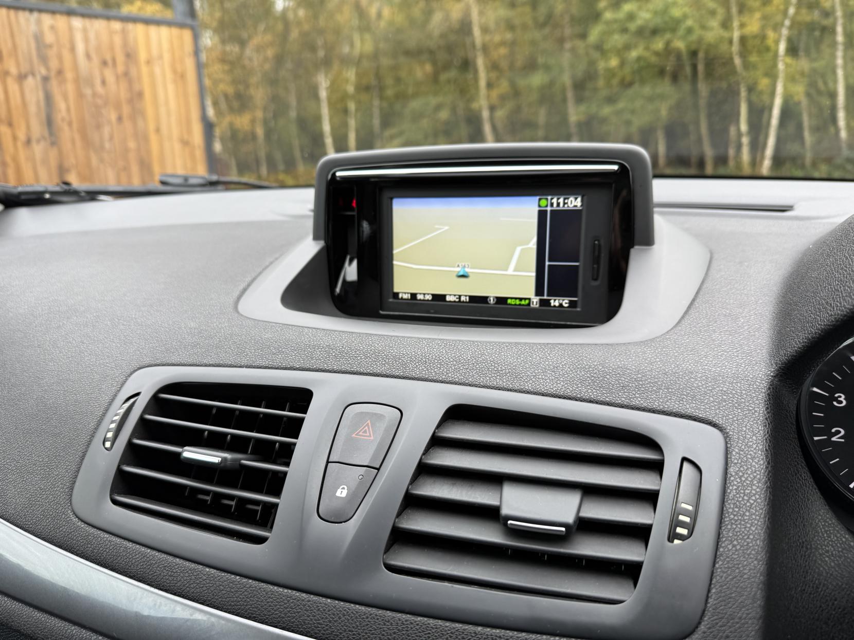 Renault Megane 1.5 dCi Dynamique Nav Hatchback 5dr Diesel Manual Euro 6 (s/s) (110 ps)