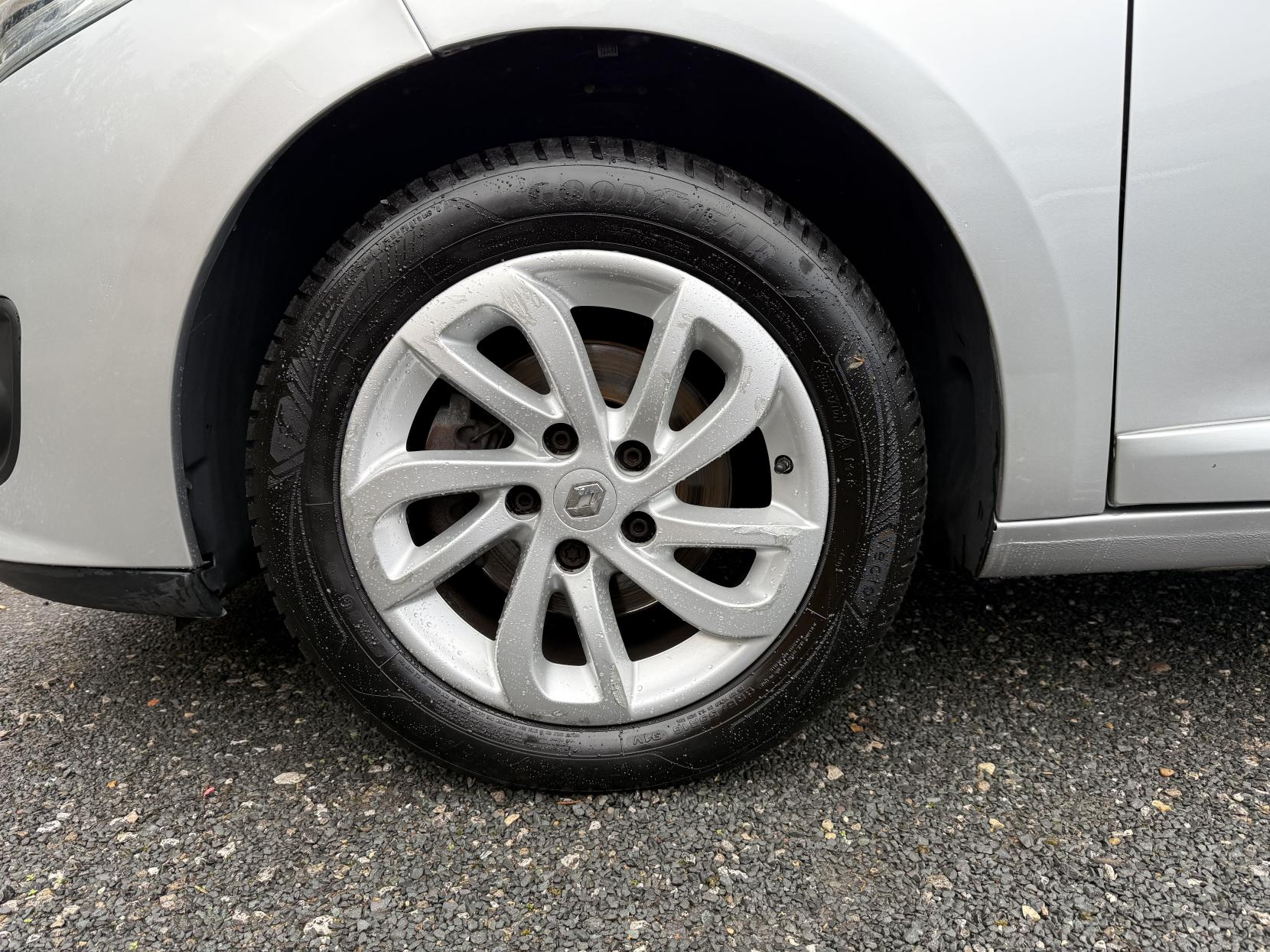 Renault Megane 1.5 dCi Dynamique Nav Hatchback 5dr Diesel Manual Euro 6 (s/s) (110 ps)