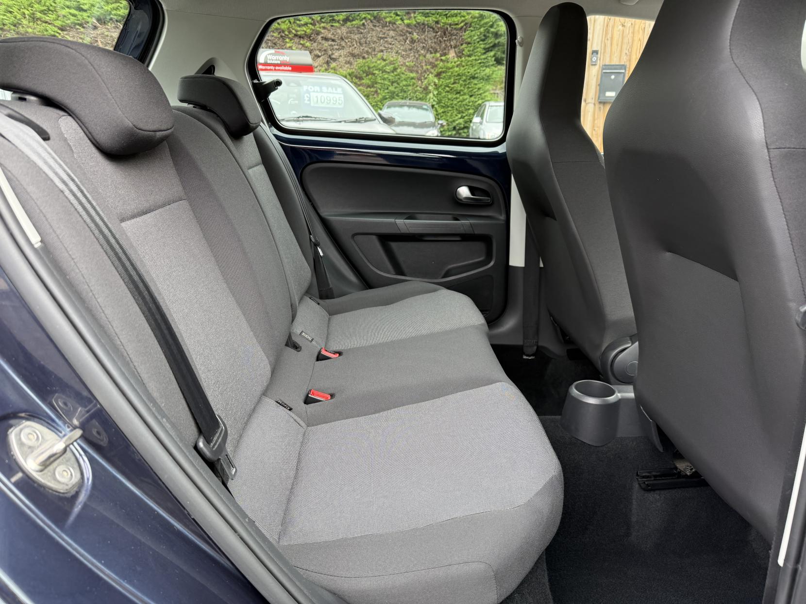 Volkswagen up! 1.0 Move up! Hatchback 5dr Petrol Manual Euro 5 (60 ps)