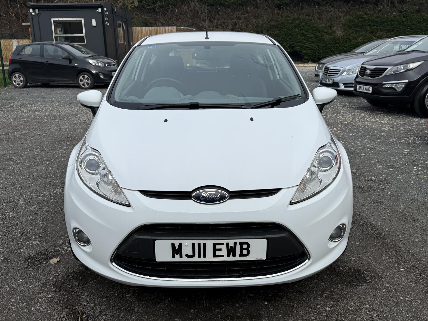 Ford Fiesta 1.25 Zetec Hatchback 3dr Petrol Manual (129 g/km, 81 bhp)