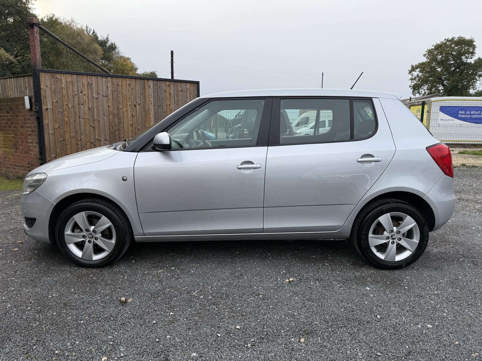 Skoda Fabia 1.2 SE Hatchback 5dr Petrol Manual Euro 5 (69 ps)