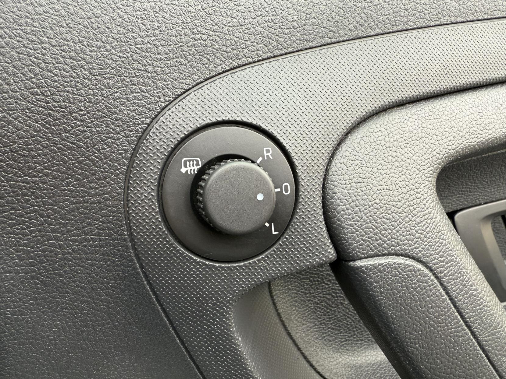 Skoda Fabia 1.2 SE Hatchback 5dr Petrol Manual Euro 5 (69 ps)