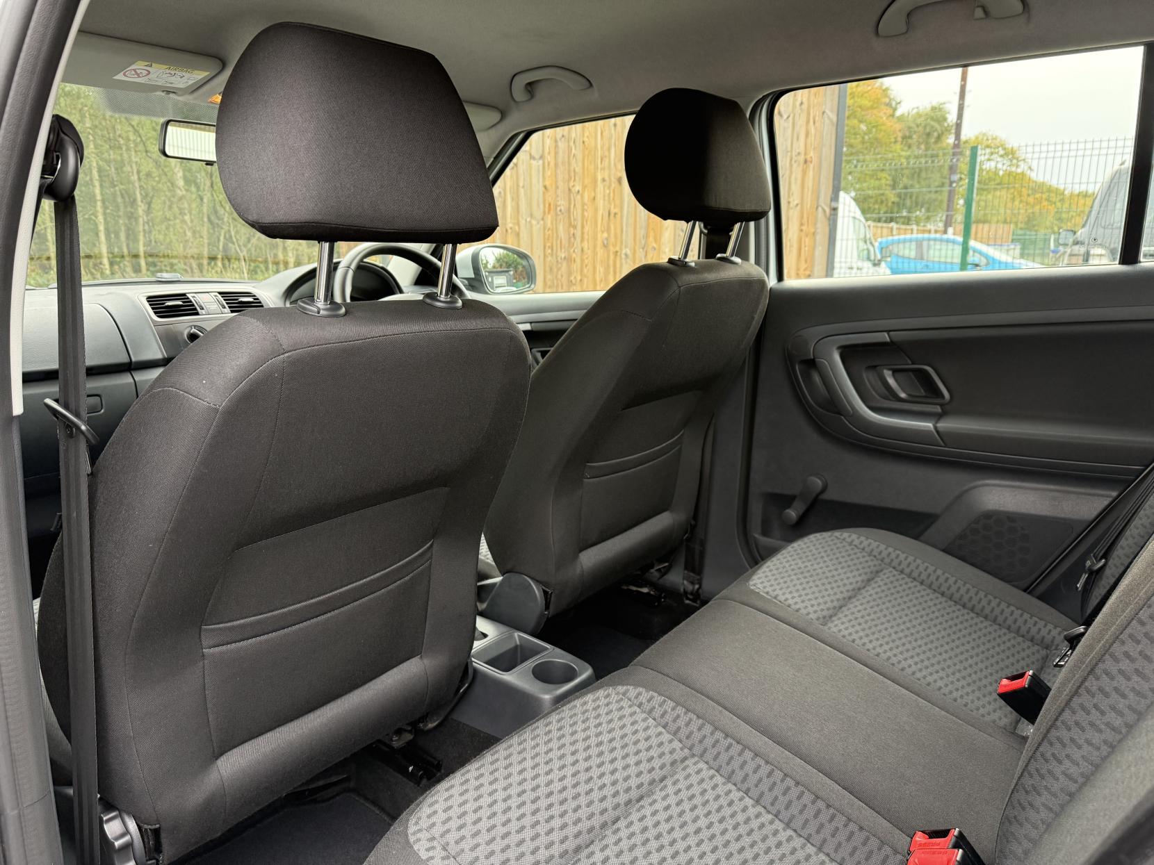 Skoda Fabia 1.2 SE Hatchback 5dr Petrol Manual Euro 5 (69 ps)