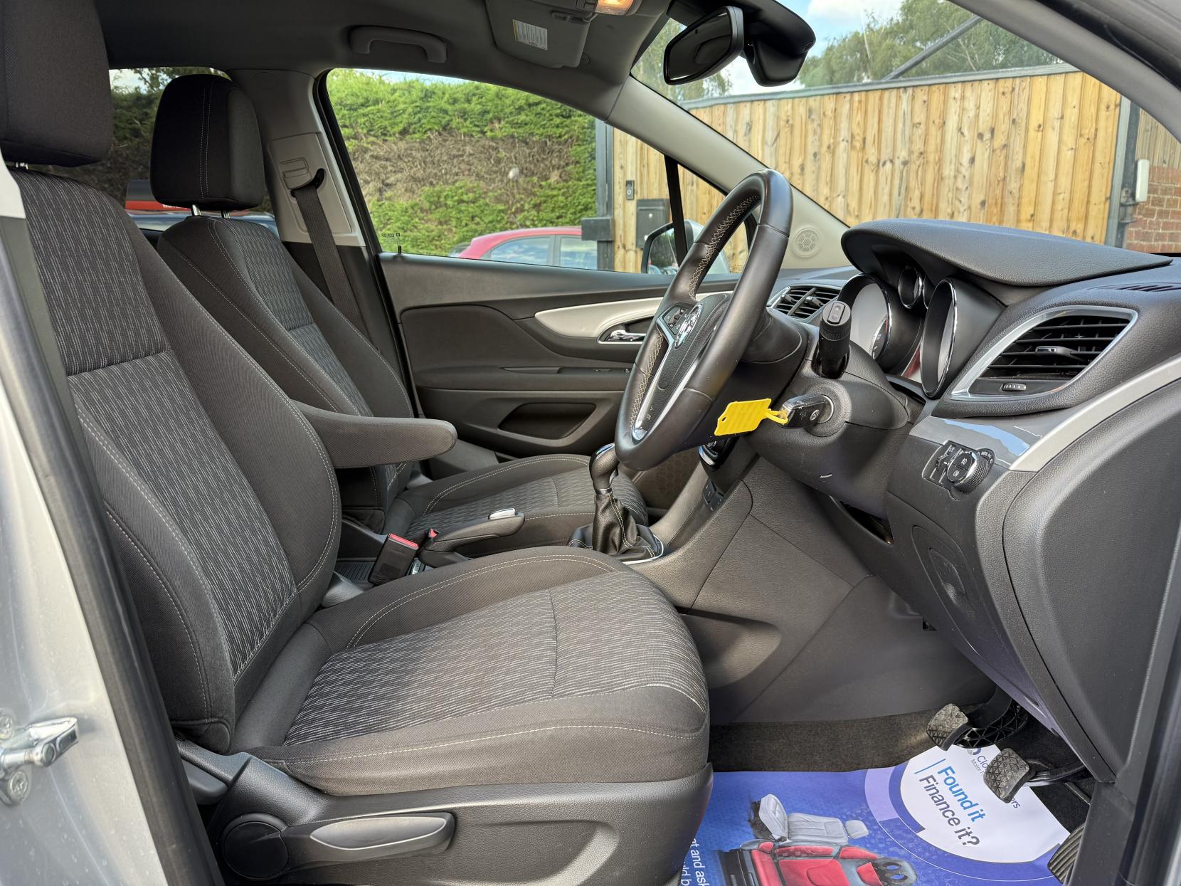 Vauxhall Mokka 1.7 CDTi Exclusiv SUV 5dr Diesel Manual 4WD Euro 5 (s/s) (130 ps)