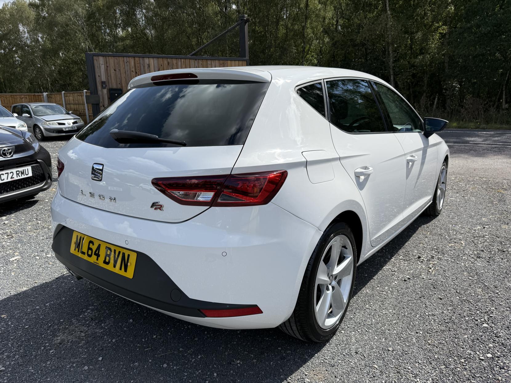 SEAT Leon 2.0 TDI CR FR Hatchback 5dr Diesel Manual Euro 5 (s/s) (150 ps)