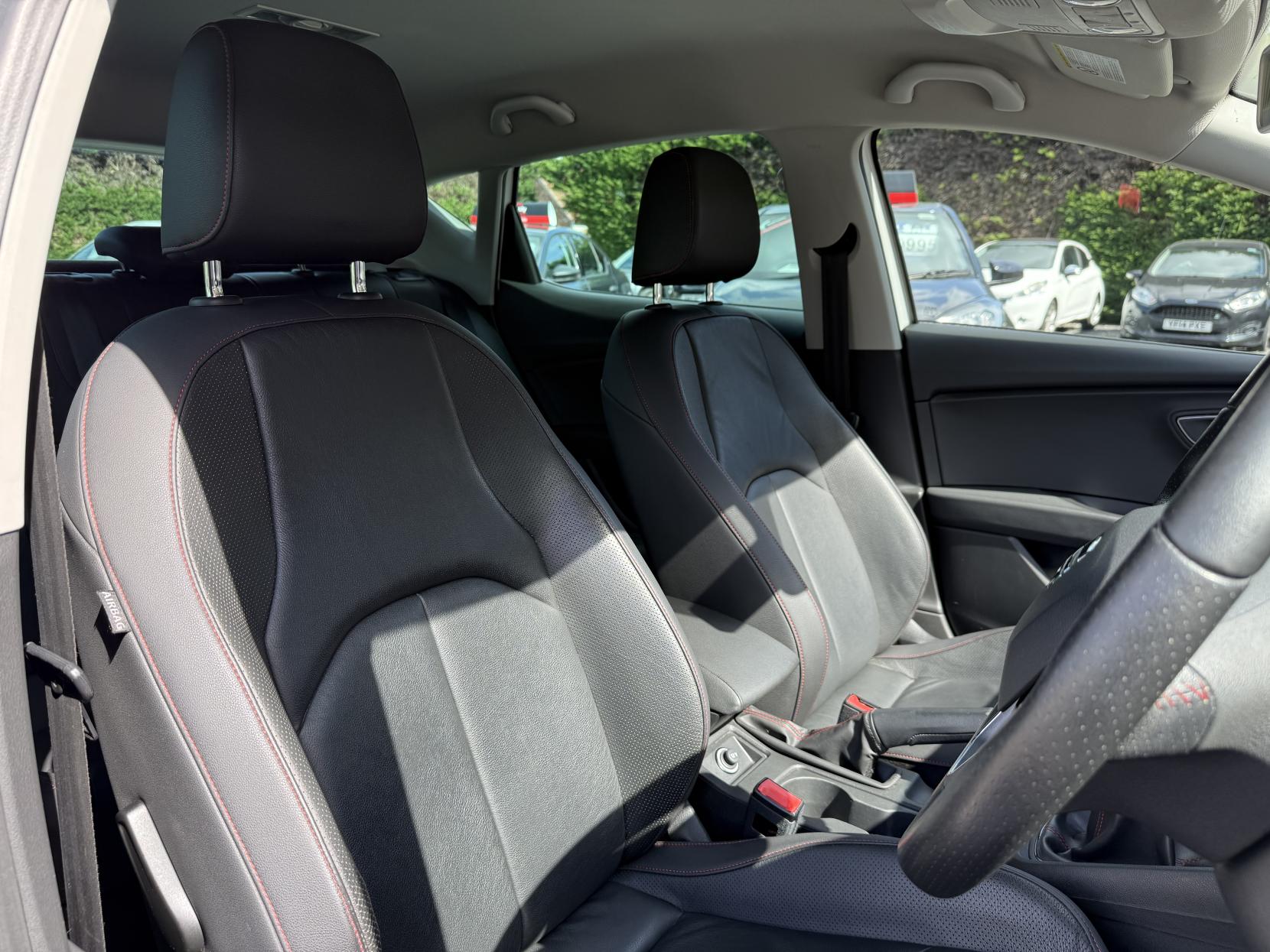 SEAT Leon 2.0 TDI CR FR Hatchback 5dr Diesel Manual Euro 5 (s/s) (150 ps)