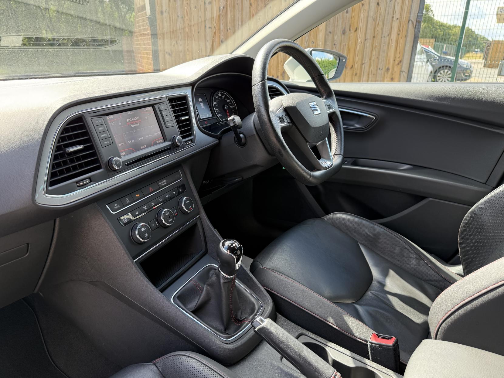 SEAT Leon 2.0 TDI CR FR Hatchback 5dr Diesel Manual Euro 5 (s/s) (150 ps)