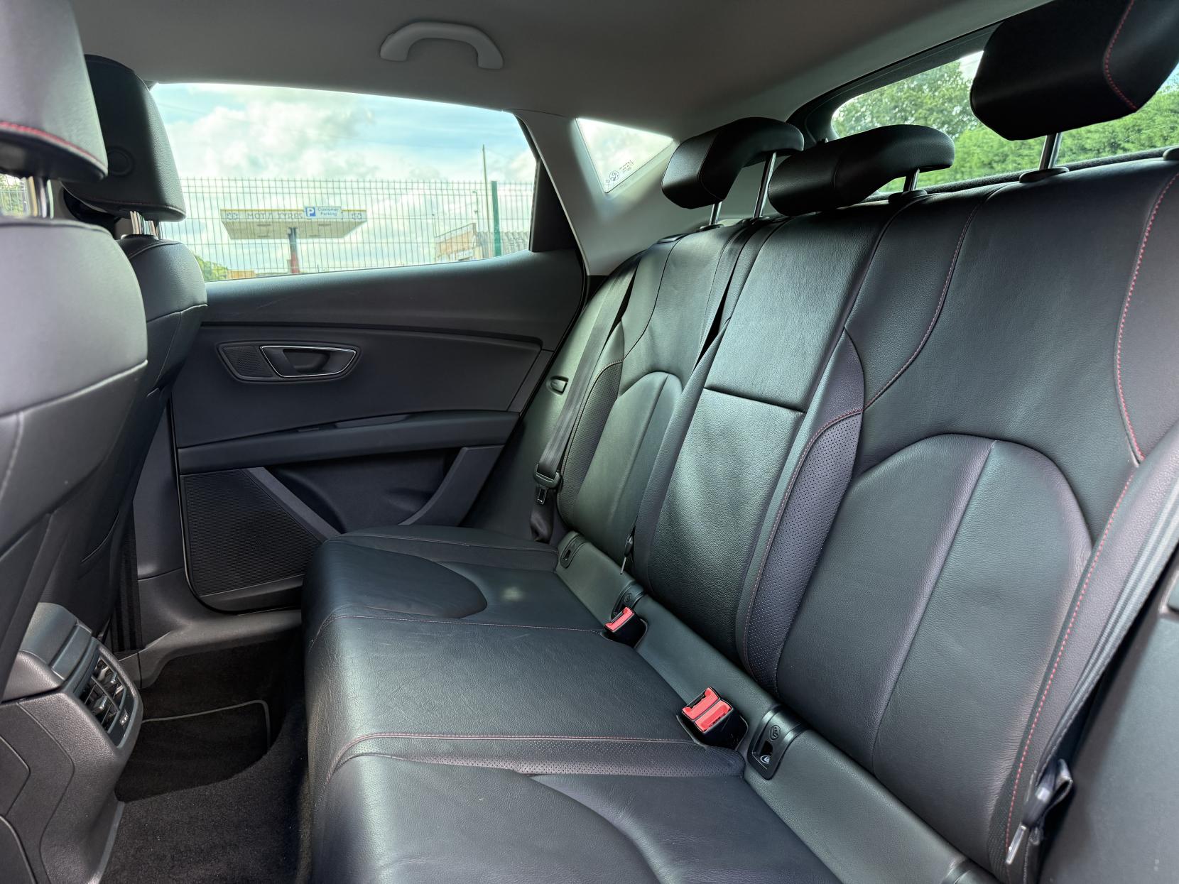 SEAT Leon 2.0 TDI CR FR Hatchback 5dr Diesel Manual Euro 5 (s/s) (150 ps)
