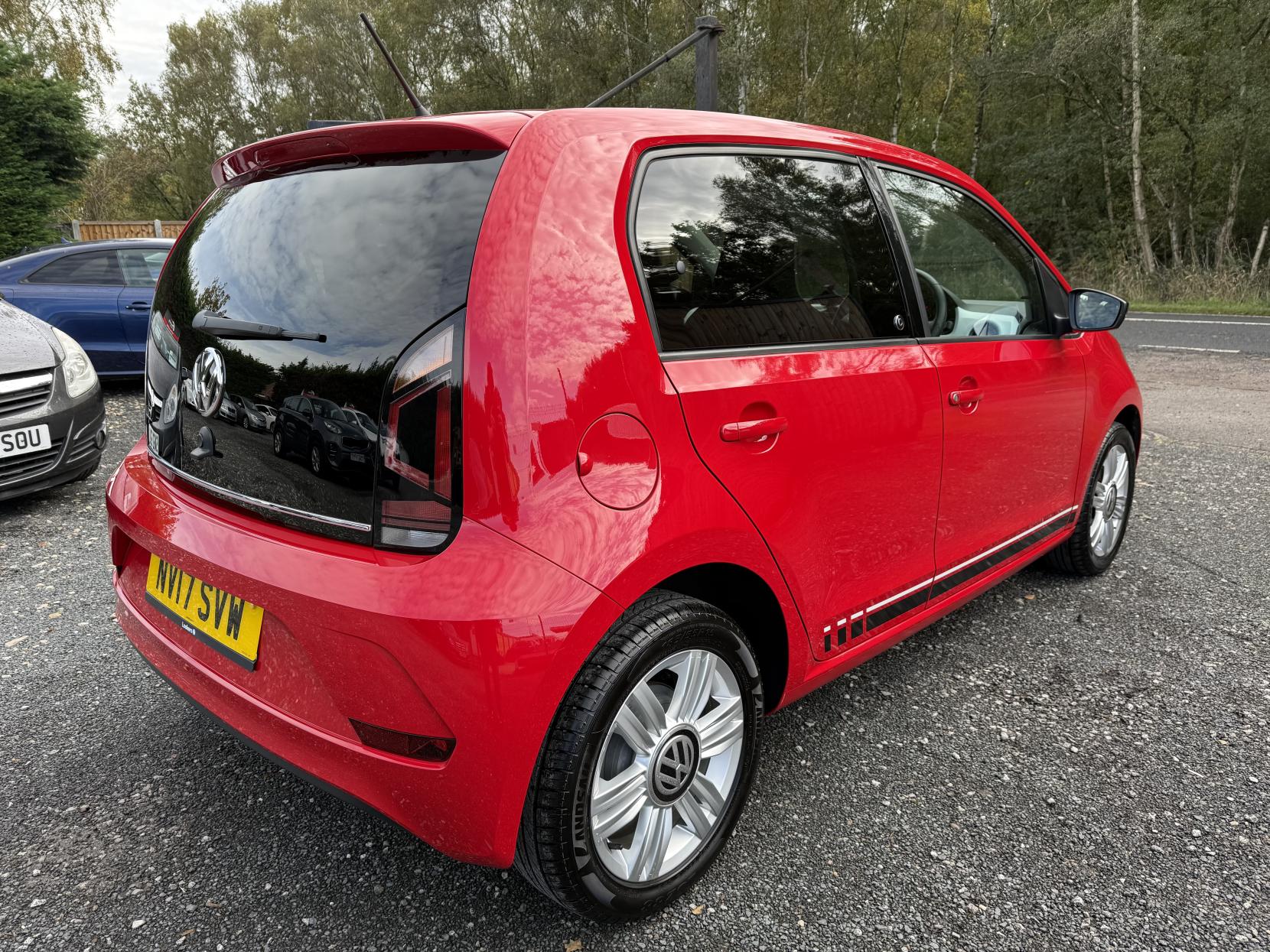 Volkswagen up! 1.0 up! beats Hatchback 5dr Petrol Manual Euro 6 (60 ps)