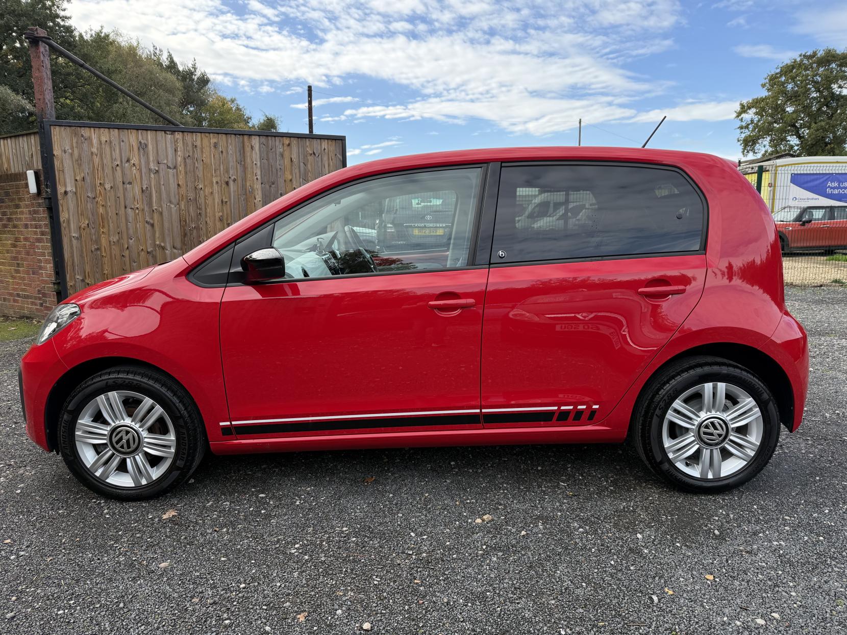 Volkswagen up! 1.0 up! beats Hatchback 5dr Petrol Manual Euro 6 (60 ps)