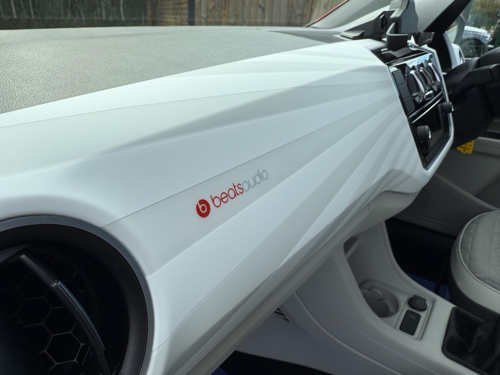 Volkswagen up! 1.0 up! beats Hatchback 5dr Petrol Manual Euro 6 (60 ps)