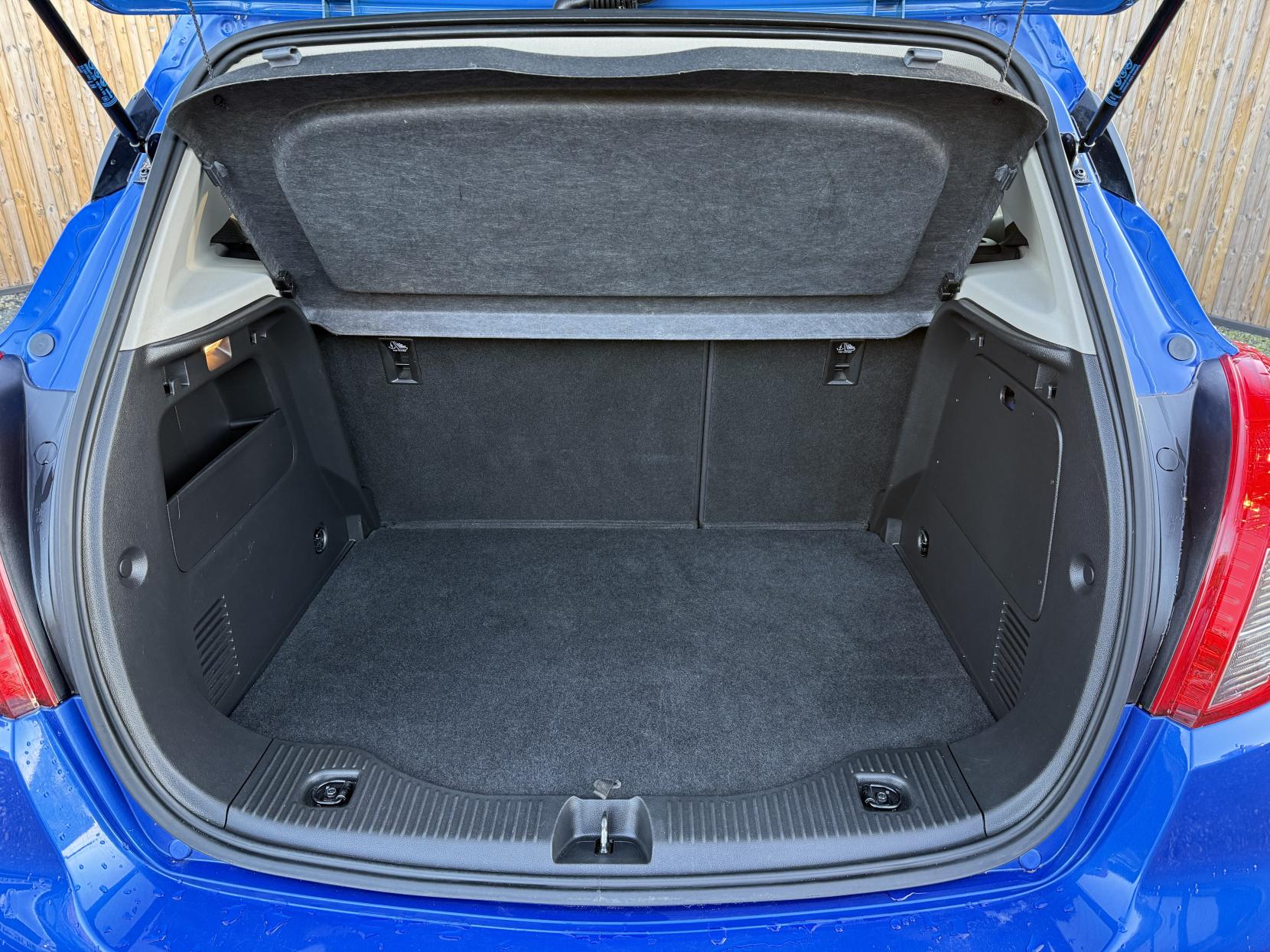 Vauxhall Mokka X 1.4i Turbo ecoTEC Design Nav SUV 5dr Petrol Manual Euro 6 (s/s) (140 ps)