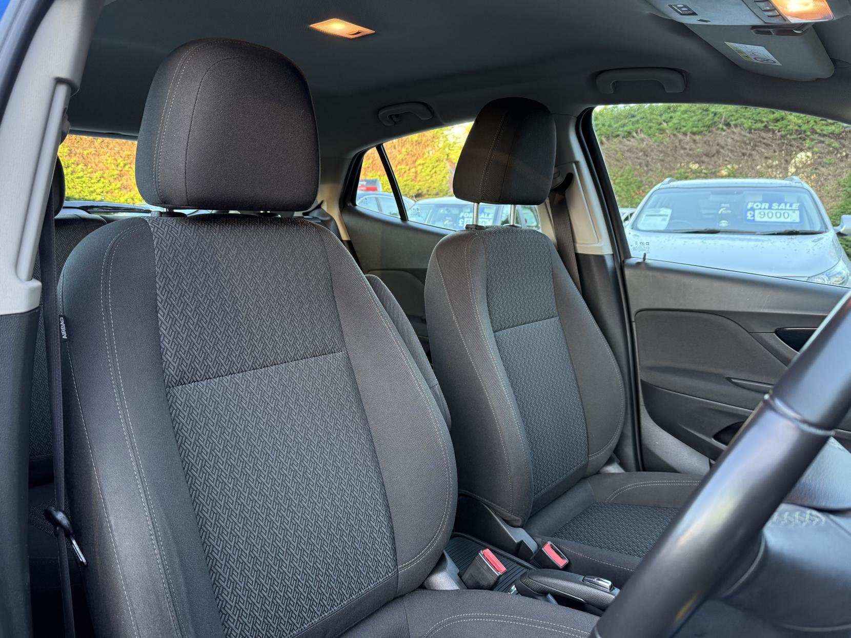 Vauxhall Mokka X 1.4i Turbo ecoTEC Design Nav SUV 5dr Petrol Manual Euro 6 (s/s) (140 ps)