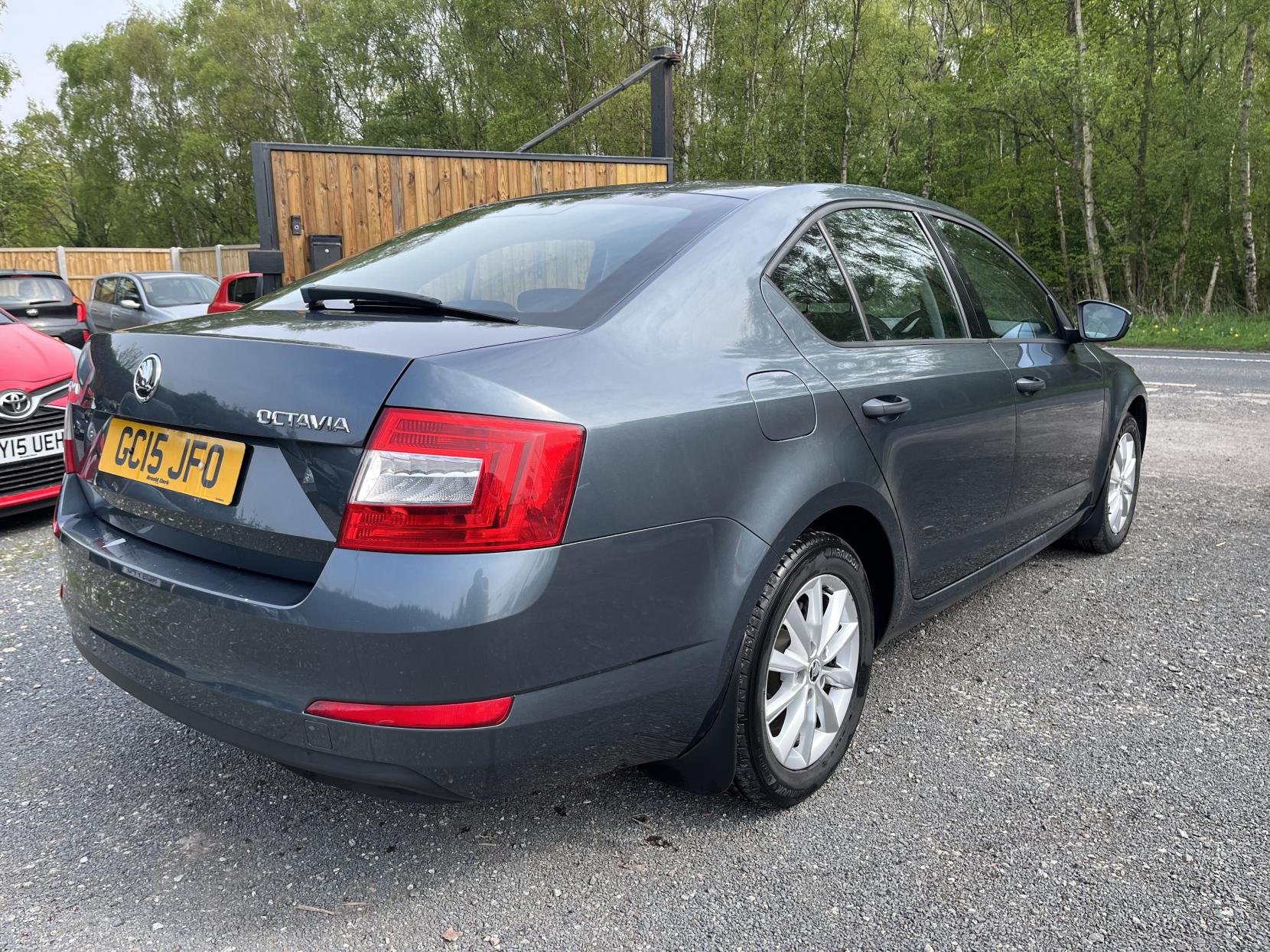 Skoda Octavia 1.6 TDI S Hatchback 5dr Diesel Manual Euro 6 (s/s) (110 ps)