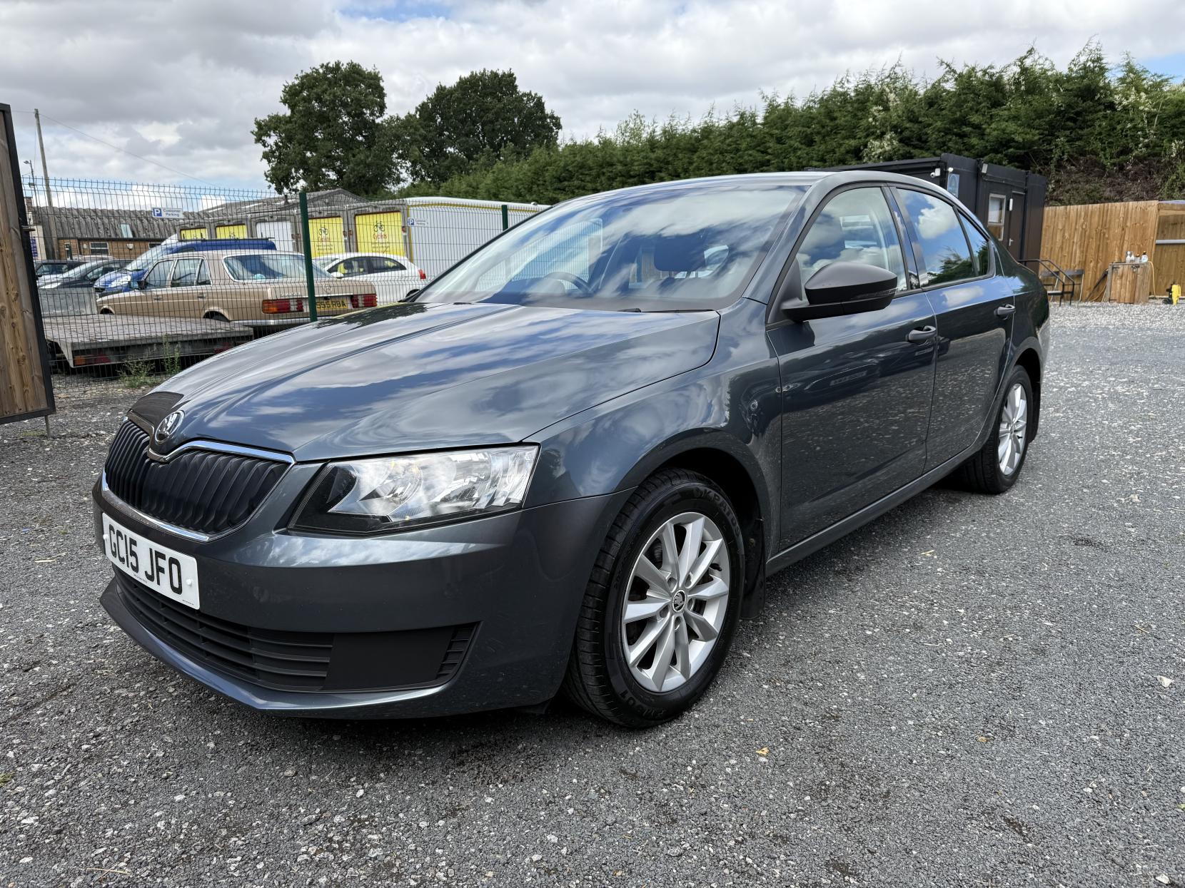 Skoda Octavia 1.6 TDI S Hatchback 5dr Diesel Manual Euro 6 (s/s) (110 ps)