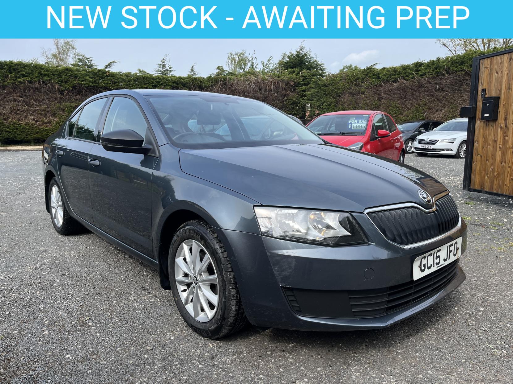 Skoda Octavia 1.6 TDI S Hatchback 5dr Diesel Manual Euro 6 (s/s) (110 ps)