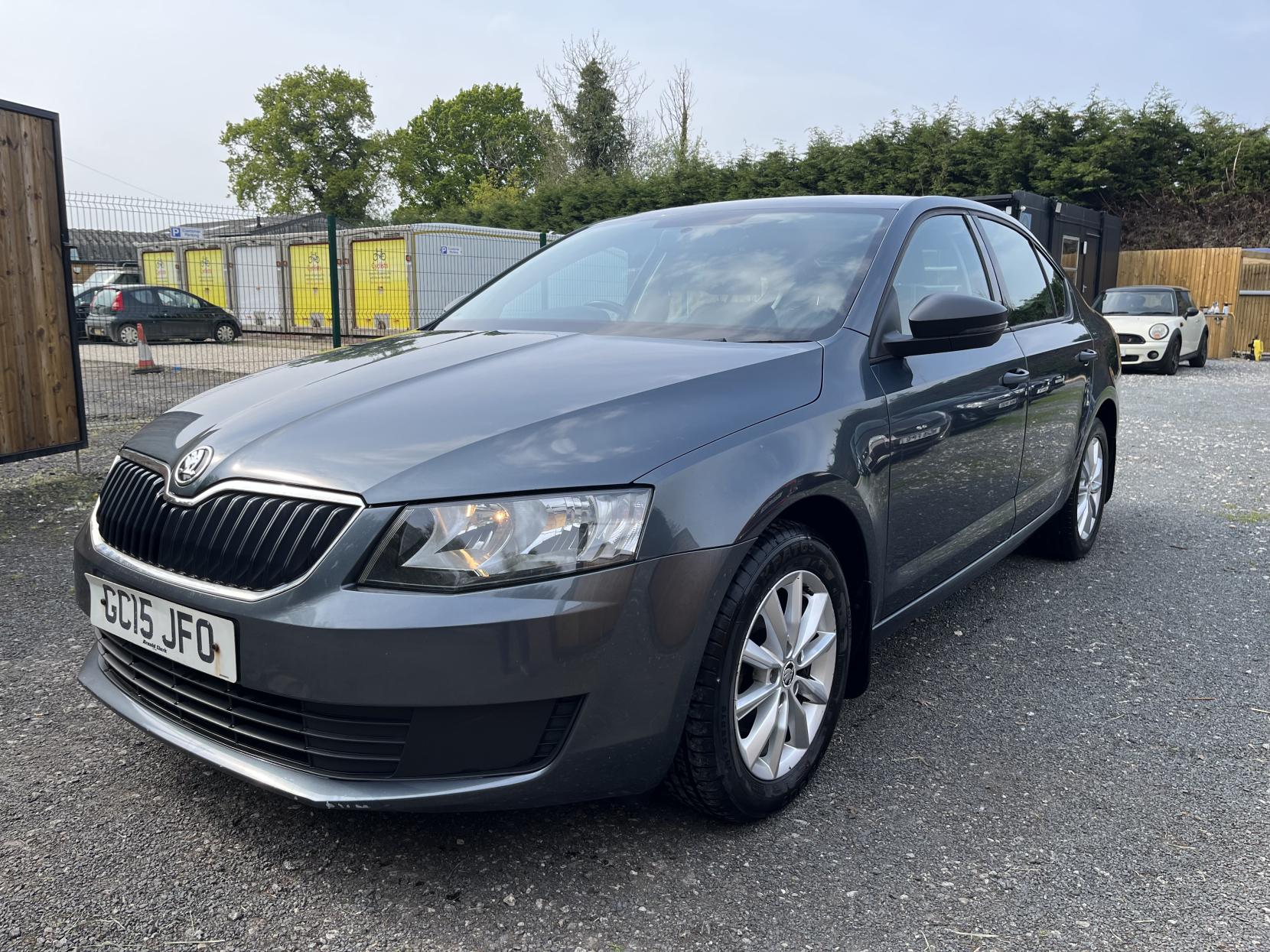 Skoda Octavia 1.6 TDI S Hatchback 5dr Diesel Manual Euro 6 (s/s) (110 ps)