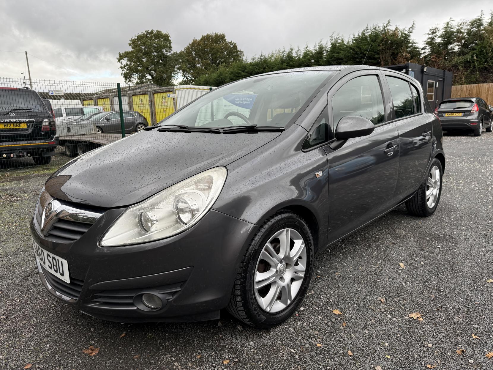 Vauxhall Corsa 1.2i 16v SE Hatchback 5dr Petrol Manual (a/c) (124 g/km, 84 bhp)