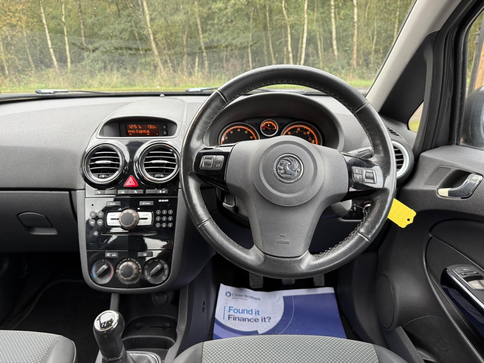 Vauxhall Corsa 1.2i 16v SE Hatchback 5dr Petrol Manual (a/c) (124 g/km, 84 bhp)