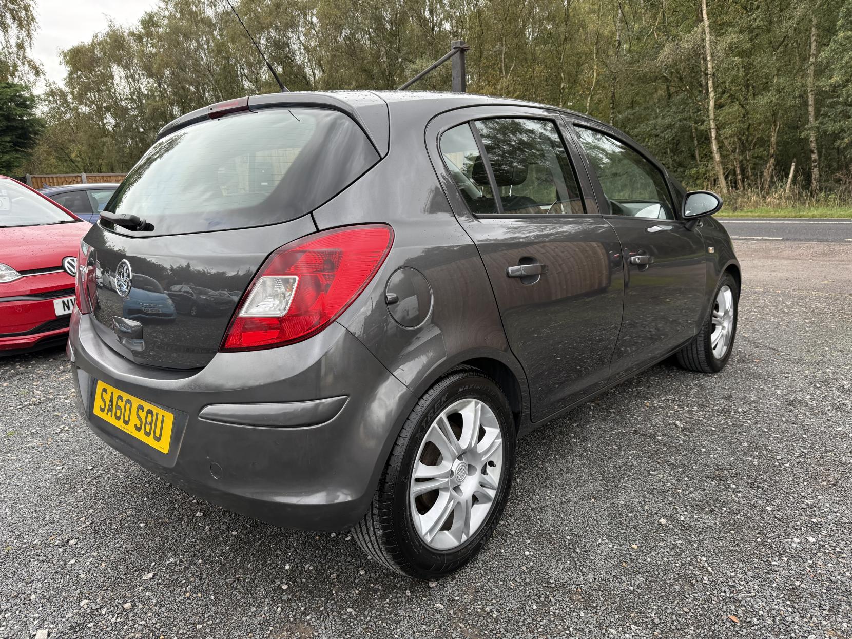 Vauxhall Corsa 1.2i 16v SE Hatchback 5dr Petrol Manual (a/c) (124 g/km, 84 bhp)